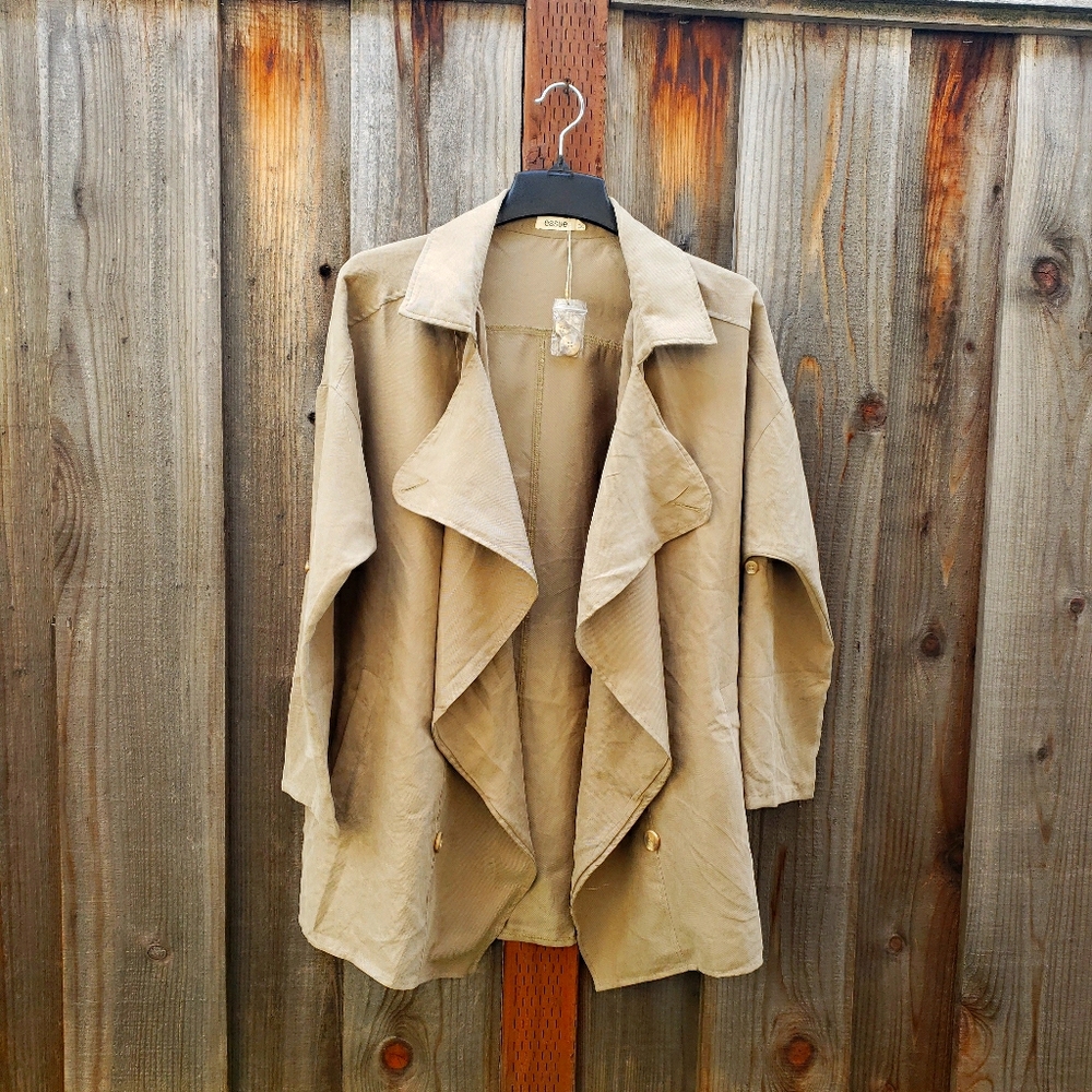 Essue drape/jacket - Picture 2 of 6